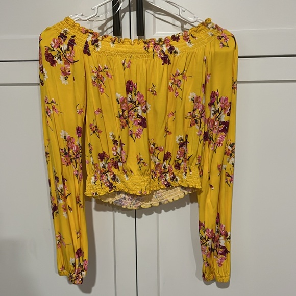 Divided H&M off the shoulder floral top - Picture 4 of 6